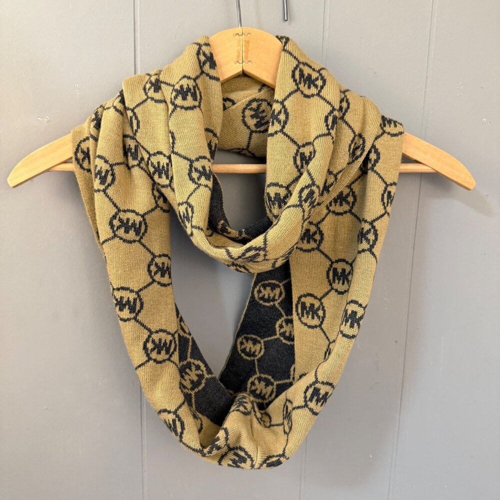Michael Kors Infinity Scarf Tan & Black Geometric Logo Design Wool Blend